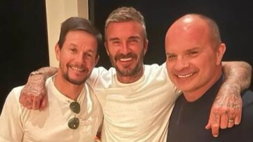 La amarga disputa entre Mark Wahlberg y David Beckham se remonta a 2009: "No queremos tu fútbol"