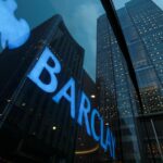 Las acciones de Barclays suben un 4% mientras el banco vuelve a obtener ganancias en el primer trimestre en medio de una revisión estratégica
