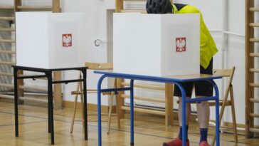 Las elecciones locales de Polonia ponen a prueba al nuevo gobierno de Tusk