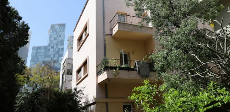 Tel Aviv rental apartment credit: Shutterstock