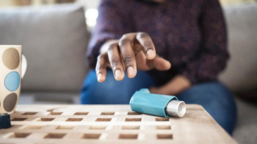 Los inhaladores para el asma obtienen un recorte de precio.  Los usuarios negros no deberían respirar tranquilos |  La crónica de Michigan
