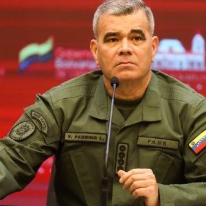 Ministro de Defensa denuncia planes de agresión contra Venezuela