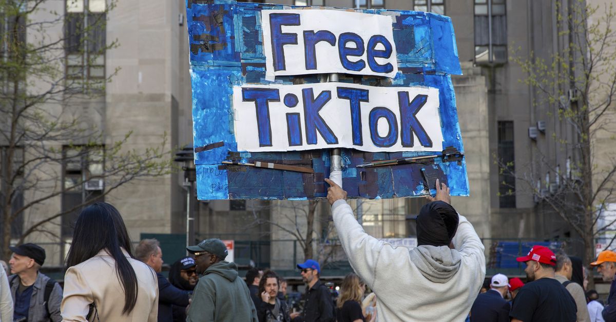 Otro proyecto de ley de prohibición de TikTok es aprobado por el Congreso de EE. UU.
