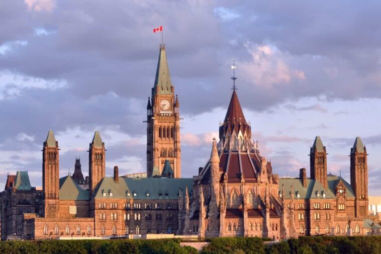 Presupuesto 2024: ¿Cómo afectará a la inmigración canadiense?