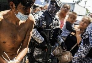 Sociedad civil de El Salvador denuncia violaciones a derechos humanos