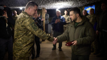 Ucrania "perderá la guerra" si el Congreso de EE.UU. retiene la ayuda, advierte Zelensky