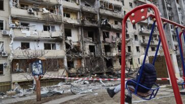 El precio de la reconstrucción de Ucrania aumenta cada día, pero eludir la factura costará aún más
