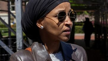 La representante Ilhan Omar ha sido acusada de