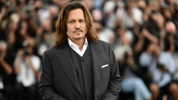 La primera película de Johnny Depp en 4 años, Jeanne du Barry, tiene fecha de estreno digital