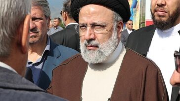 El presidente iraní, Ebrahim Raisi, murió el domingo al estrellarse un helicóptero.  Para muchos iraníes, especialmente los jóvenes, Raisi era un opresor sediento de sangre al que conocían como el ¿Carnicero de Teherán¿.
