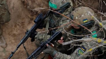 Las fuerzas ucranianas refuerzan la defensa en el sector de Járkov y destruyen ocho refugios enemigos