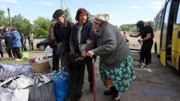 Más de 7.500 civiles evacuados de los asentamientos fronterizos de la región de Járkov
