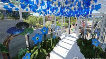 Artwork symbolizing S. Korean abductees in N. Korea on display at garden show