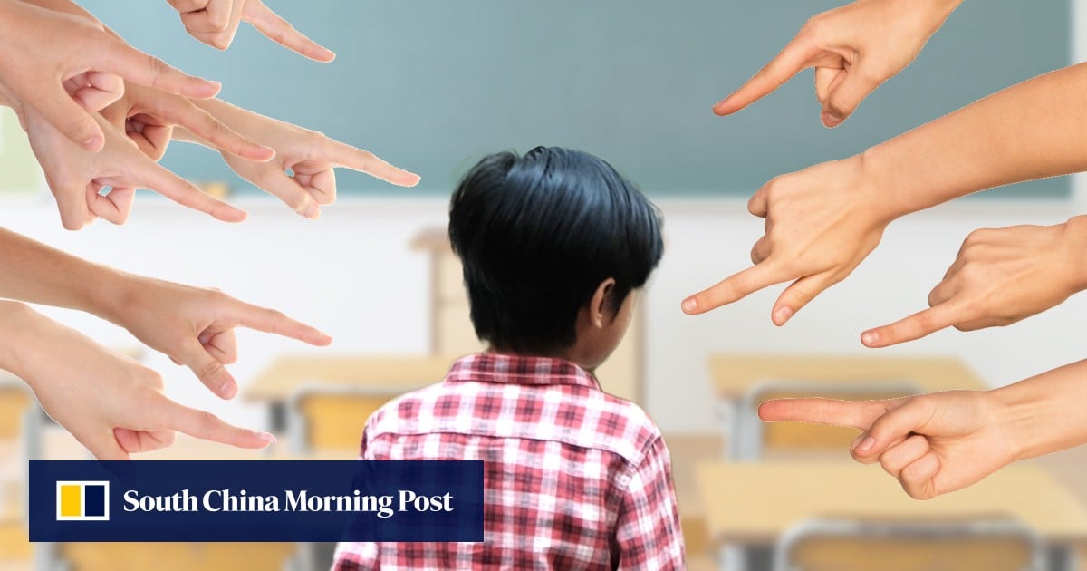 Padres chinos exigen que el niño violento y acosador de 7 años sea trasladado a otra clase
