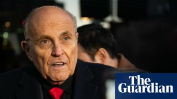 Rudy Giuliani suspendido por estación de radio de Nueva York por mentiras sobre las elecciones de 2020