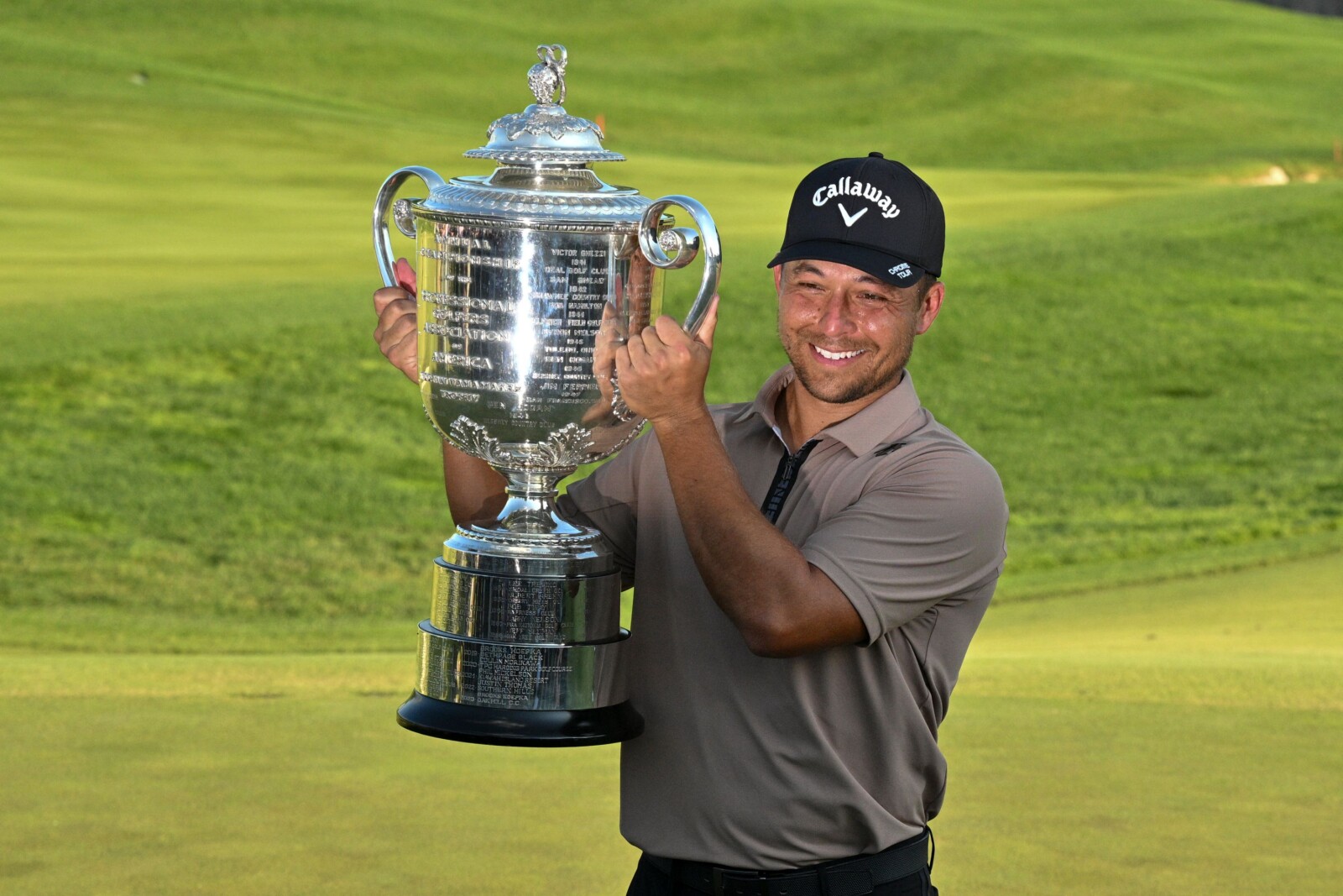  SCHAUFFELE LOGRA UN GRAN AVANCE EN LA PGA - Noticias de golf |  Revista de golf
