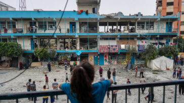 Hospital de Gaza dice que decenas de muertos en ataque israelí a escuela de la ONU