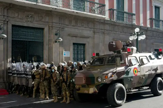 Juan José Zúñiga arrestado tras fallido intento de golpe de Estado - teleSUR
