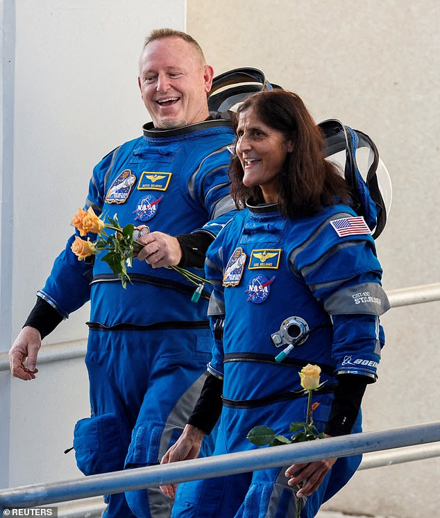 Los astronautas de la NASA Butch Wilmore y Suni Williams estarán atrapados en la Estación Espacial Internacional por más tiempo, mientras Boeing y la NASA intentan solucionar problemas con sus naves espaciales.