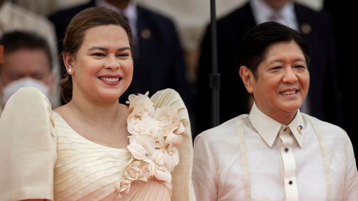 La vicepresidenta de Filipinas, Sara Duterte, renuncia al gabinete de Marcos mientras su alianza se desmorona
