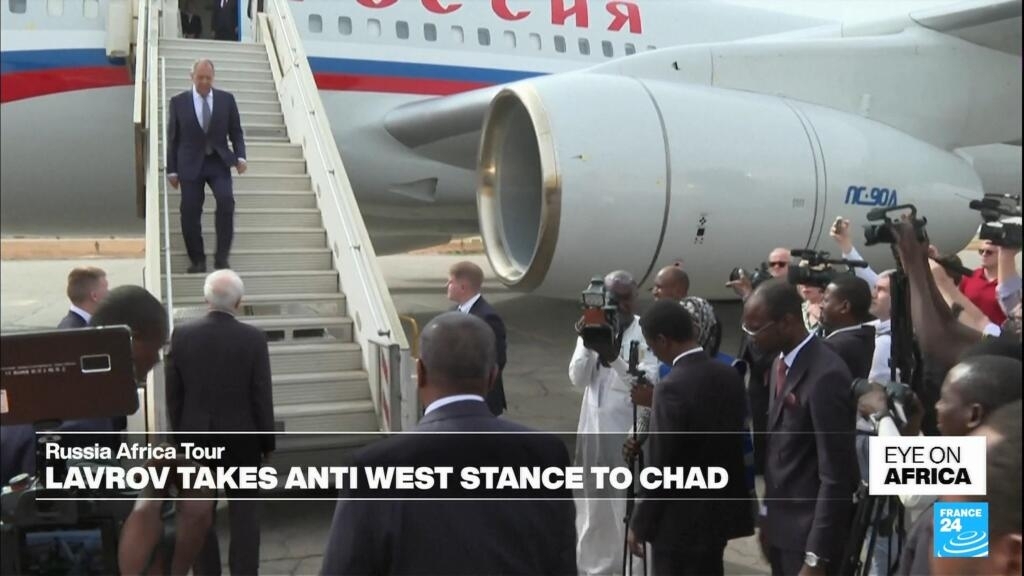 Lavrov concluye gira por África en Chad
