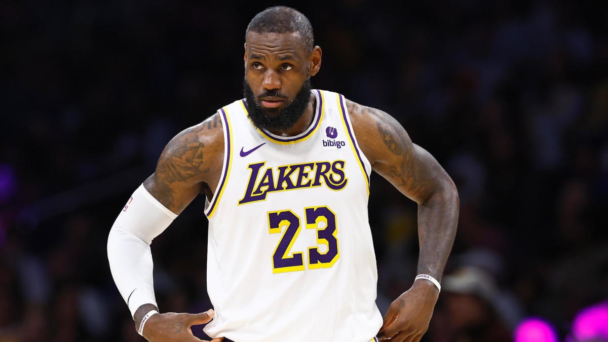 Los Lakers se prepararon para ofrecerle a LeBron James un contrato máximo de tres años y 160 millones de dólares, según informe
