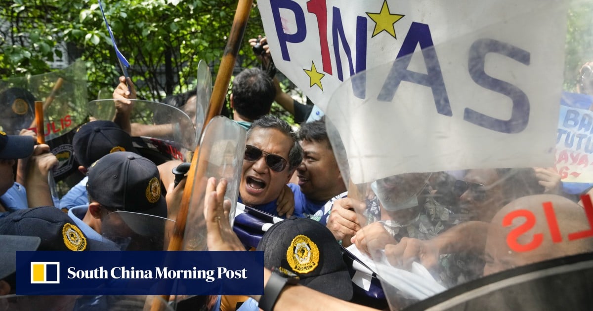 Los buques de guerra chinos en el Mar de China Meridional pueden allanar el camino para un gran enfrentamiento con Filipinas
