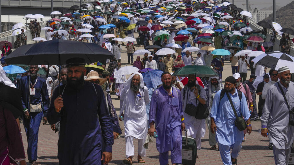 Más de 1.300 peregrinos murieron durante el haj, dicen las autoridades saudíes
