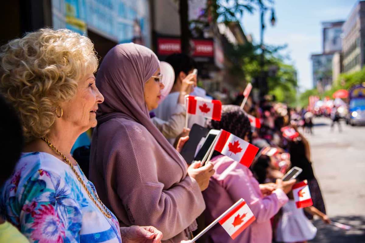 Statistics Canada prevé un crecimiento demográfico de 21 millones gracias a la inmigración
