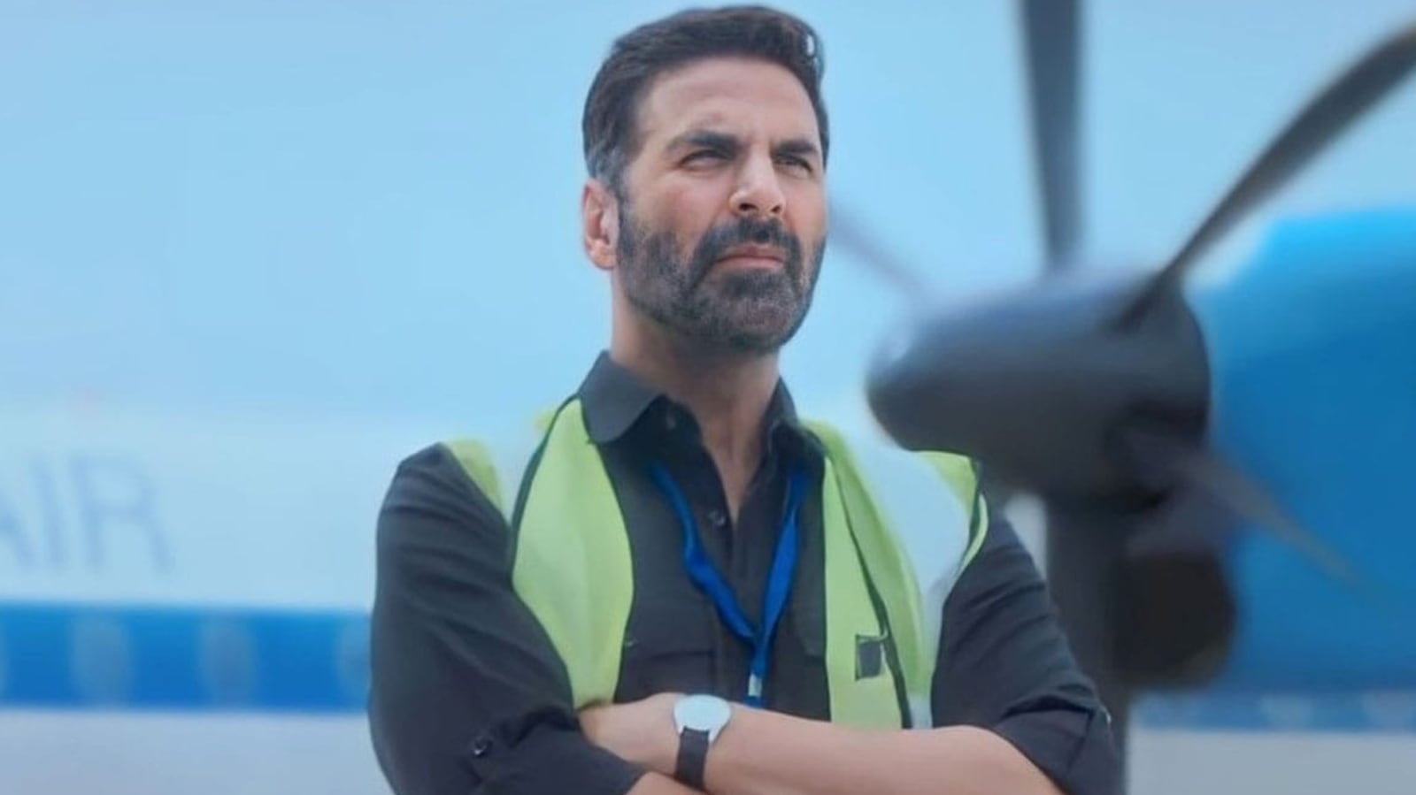 Akshay Kumar dice que recordó la muerte de su padre para filmar escenas emotivas en Sarfira: 'No uso glicerina'
