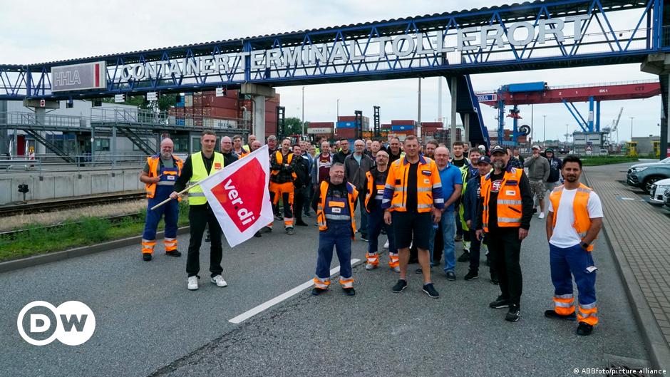 Alemania: Los trabajadores del puerto de Hamburgo en huelga de advertencia por los salarios
