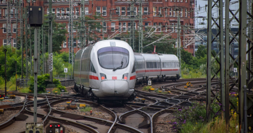 Ataque incendiario en la línea ferroviaria Hamburgo-Bremen
