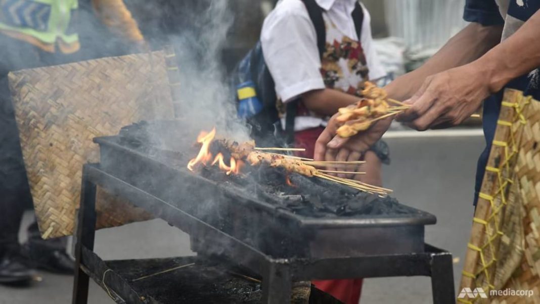 Autoridades incautan cientos de brochetas ilegales de carne de perro
