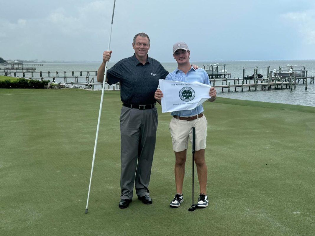 Bentley Van Pelt y Anna Kunkel se adjudican la Copa A. Downing Gray anual en el Pensacola Country Club
