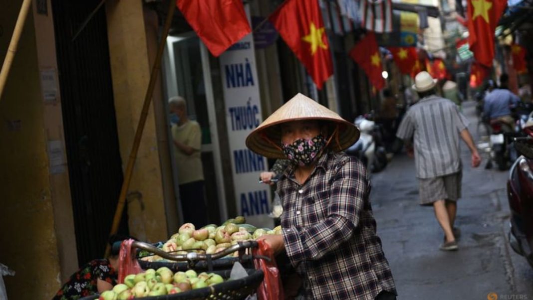 Comentario: La agitación política en Vietnam está frenando su economía
