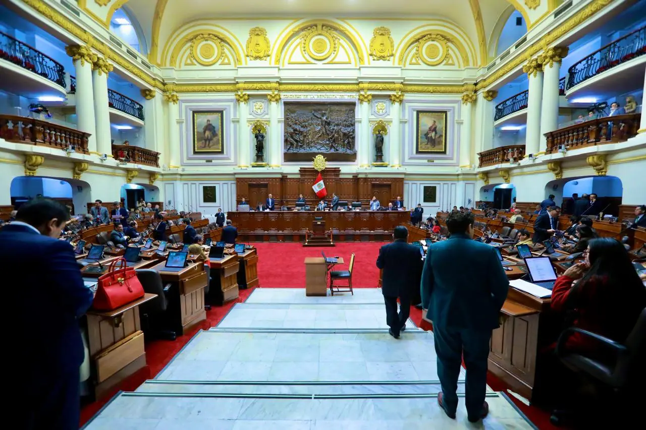 Congreso peruano registra su peor cifra de aprobación con apenas 4% - teleSUR
