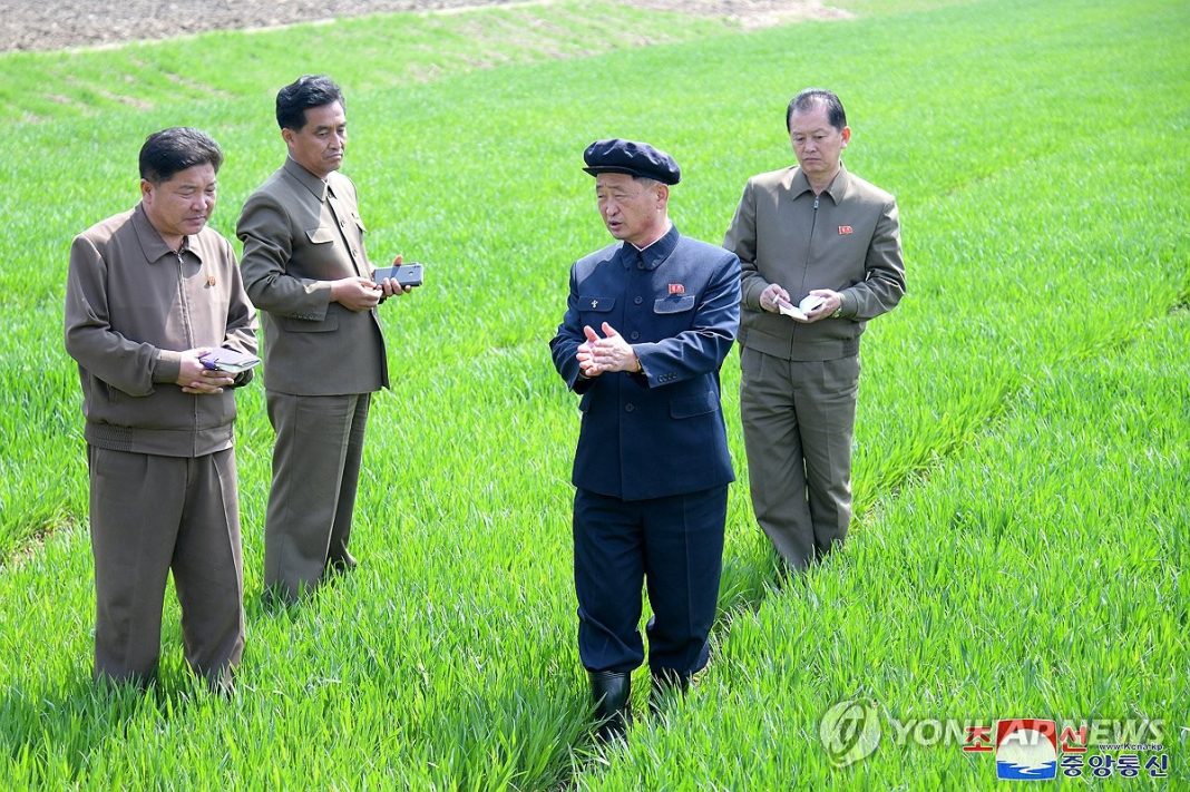 N. Korea holds crisis meeting to discuss minimizing agricultural damage from natural disasters