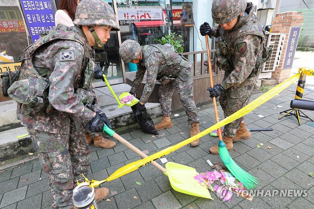 N. Korea sends some 500 trash balloons into S. Korea earlier this week