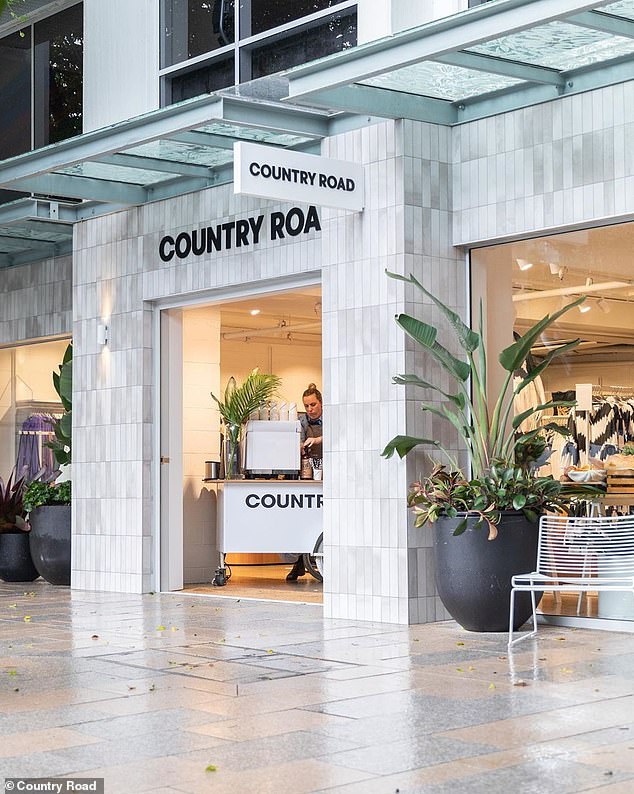 Country Road Group, cuyas marcas incluyen Country Road, Trenery, Mimco, Witchery y Politix, ha contratado a la consultora Bendelta, con sede en Sydney, para ayudar a reparar su dañada cultura corporativa.