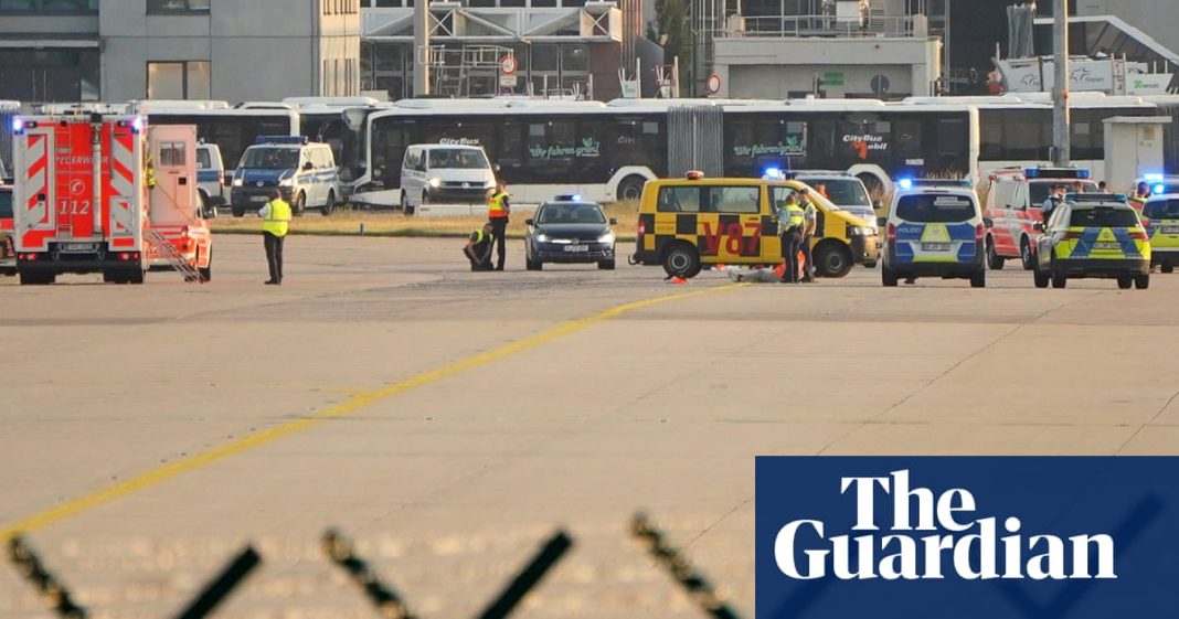 El aeropuerto de Frankfurt suspende temporalmente los vuelos tras una manifestación de activistas climáticos
