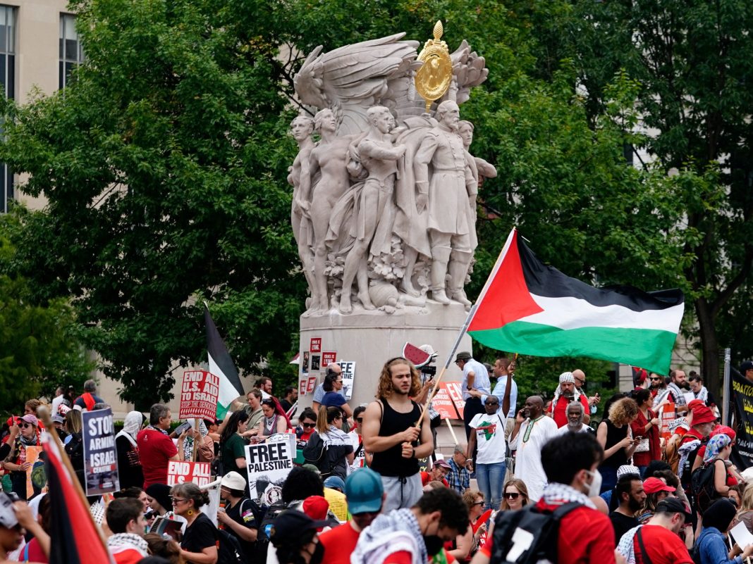 El movimiento estudiantil pro palestino está vivo y coleando
