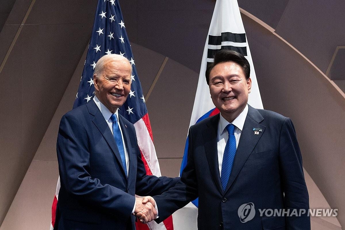 Ruling party hails Seoul-Washington nuclear deterrence pact as 'strong deterrent'