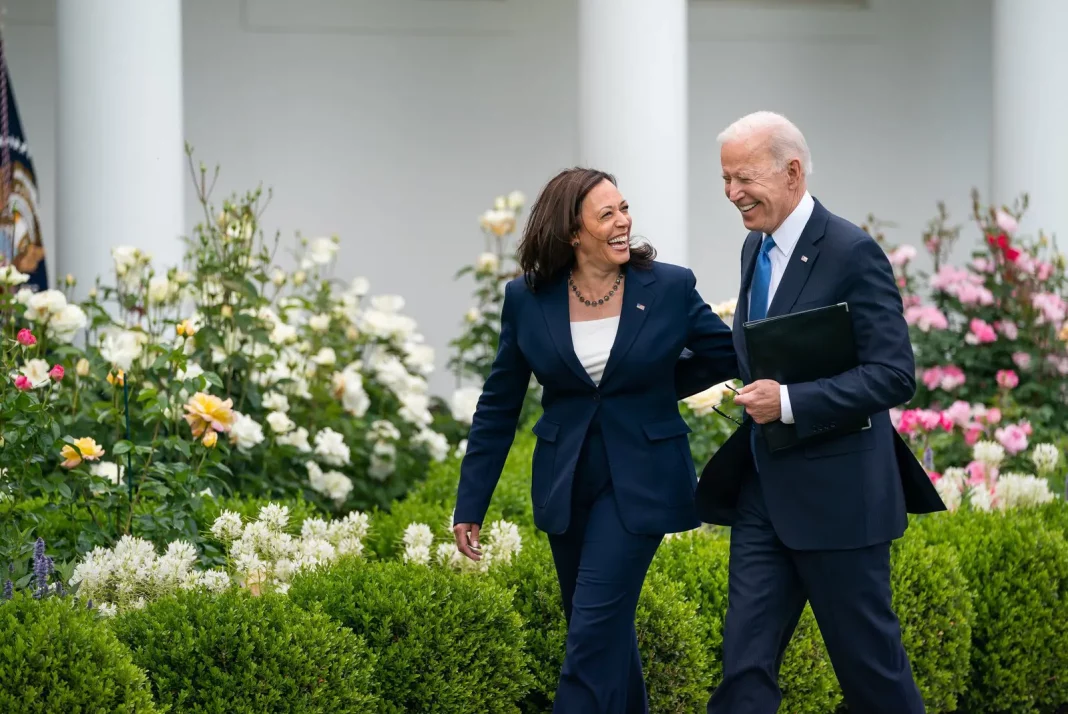 El presidente de EE.UU., Joe Biden, abandona la carrera presidencial, la vicepresidenta Kamala Harris anuncia su candidatura - teleSUR
