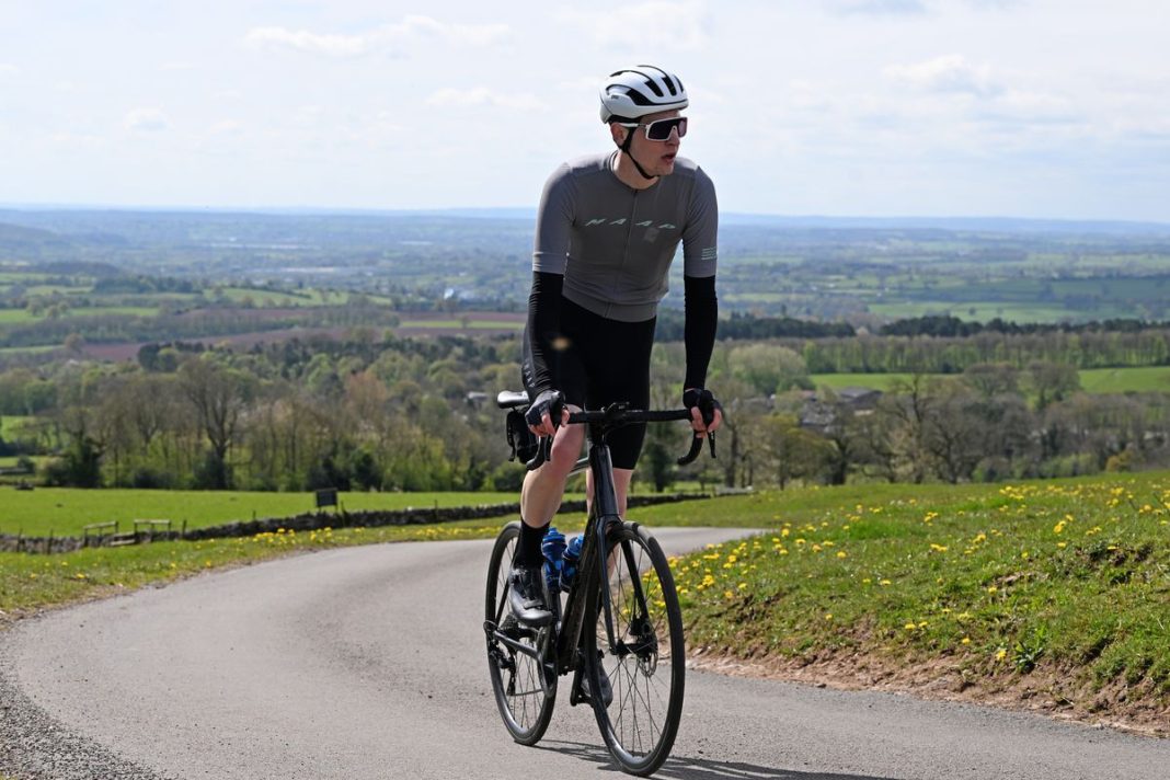 El recorrido en bicicleta más difícil de mi vida: recorrer el circuito de entrenamiento favorito de Alice Towers en Peak District
