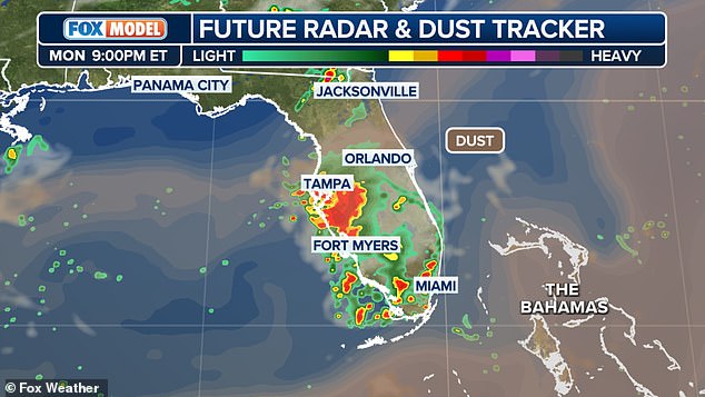 Los meteorólogos han advertido a Florida que se prepare para una 