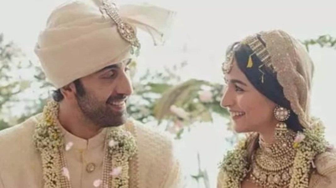 Internet reacciona al comentario de Ranbir Kapoor sobre que Alia Bhatt deja de lado la personalidad en el matrimonio: 'Chica, corre lejos'
