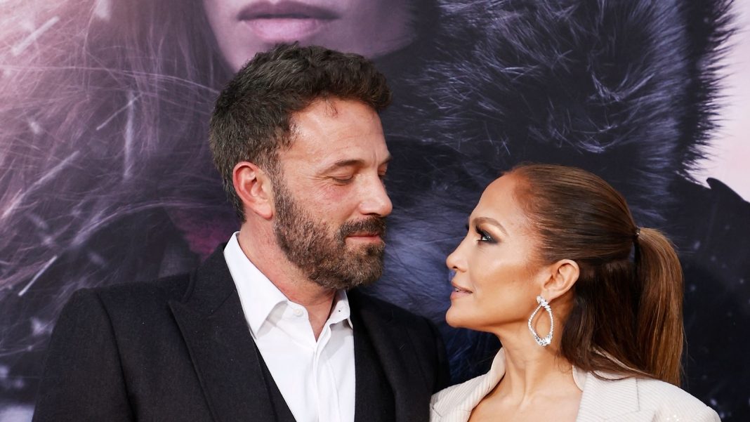 Jennifer Lopez y Ben Affleck no 'tiran la toalla' pese a que 'los papeles del divorcio ya están listos'
