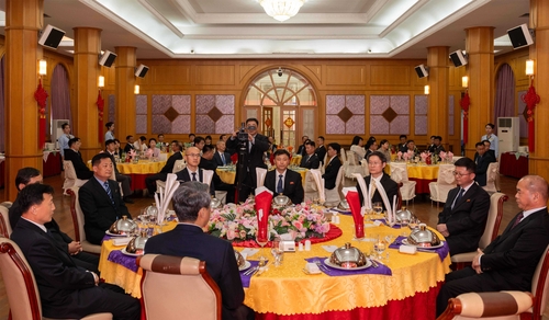 (LEAD) No senior N. Korean officials attend banquet hosted by Chinese envoy in Pyongyang