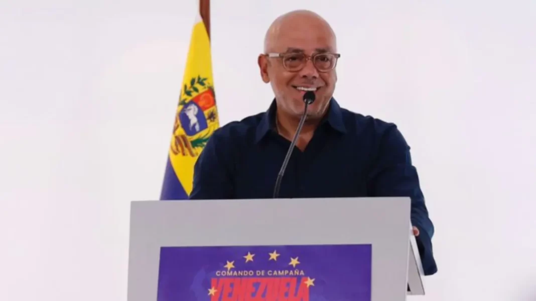 La ultraderecha planea silenciar triunfo electoral del presidente Maduro: Rodríguez - teleSUR
