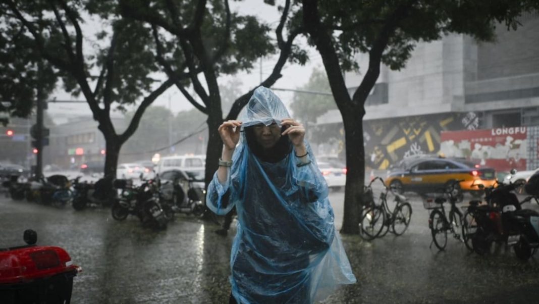 Las autoridades del norte de China advierten que las fuertes lluvias podrían provocar inundaciones y deslizamientos de tierra
